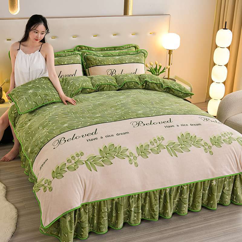 2024 Winter New Printed Milk Velvet Four-piece Set