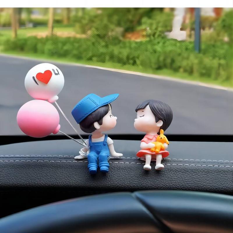 Cute Couple Car Dashboard Decorations, Lovely Couple Kiss Cartoon Figurines Car Ornament